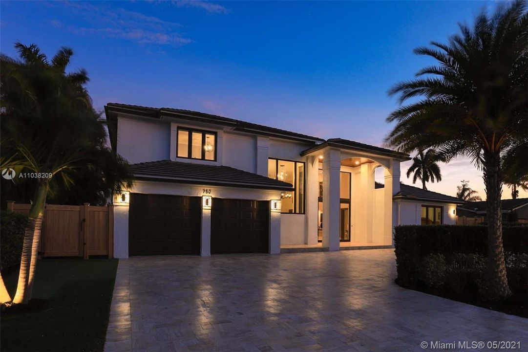 For Rent: $30,000 (3 beds, 3 baths, 4088 Square Feet)