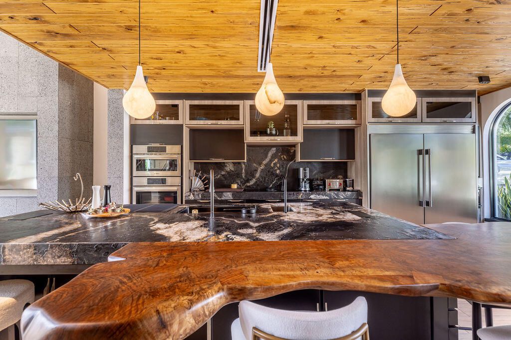 待售: $4,950,000 (4 贝兹, 5 浴室, 3965 平方英尺)