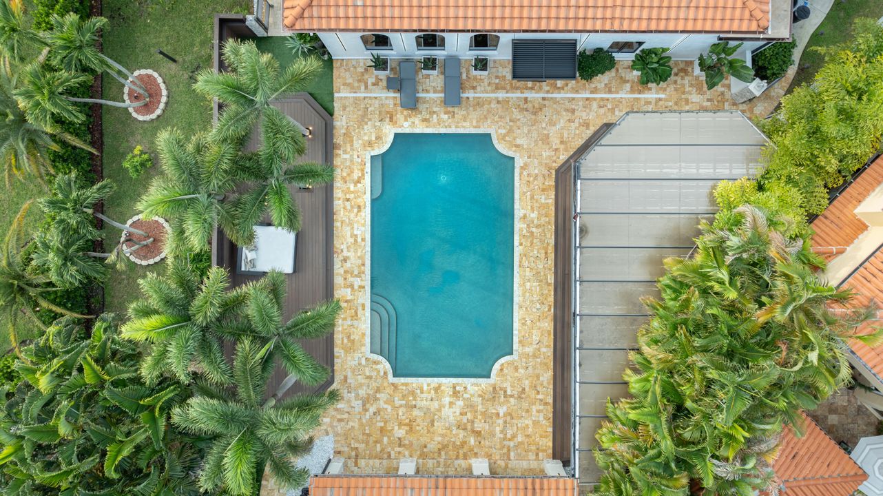 待售: $4,950,000 (4 贝兹, 5 浴室, 3965 平方英尺)