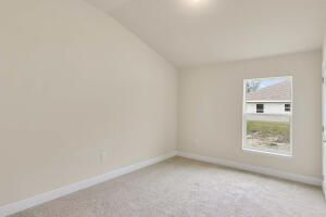 Под контрактом: $346,612 (3 спален, 2 ванн, 1780 Квадратных фут)