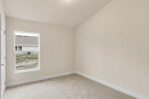 Под контрактом: $346,612 (3 спален, 2 ванн, 1780 Квадратных фут)