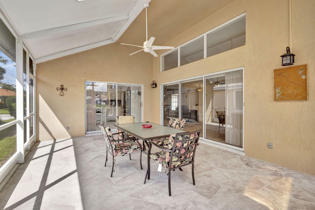 Active With Contract: $349,900 (2 beds, 2 baths, 1495 Square Feet)