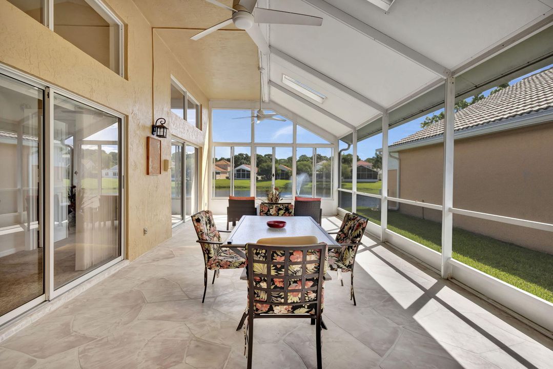 Active With Contract: $349,900 (2 beds, 2 baths, 1495 Square Feet)