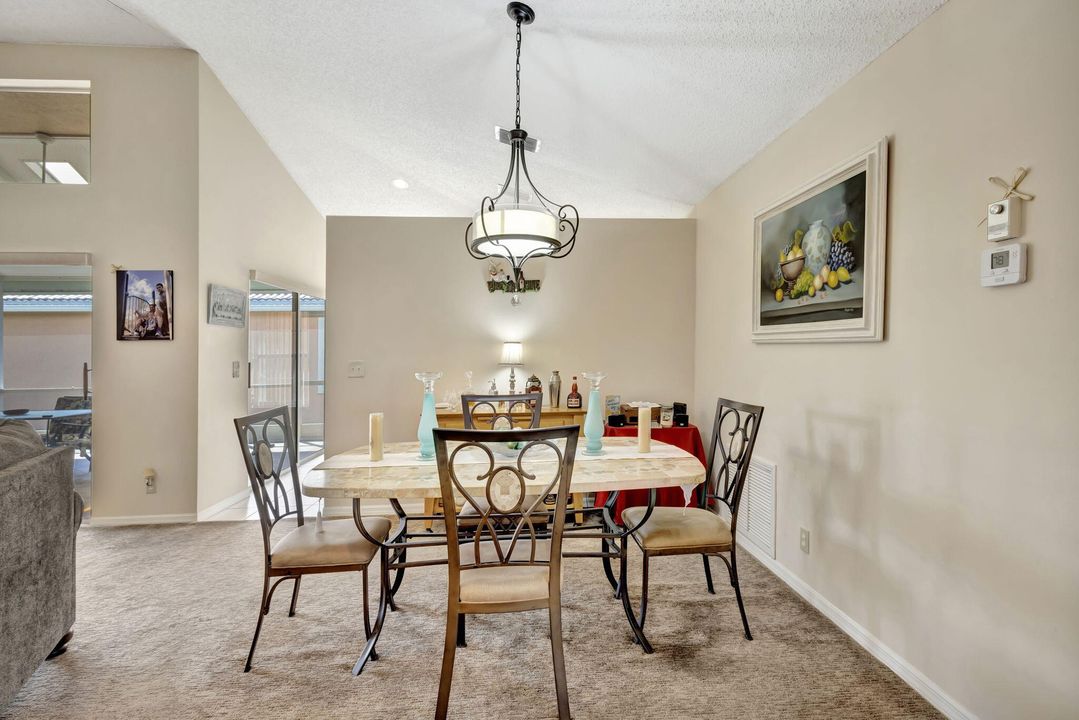 Active With Contract: $349,900 (2 beds, 2 baths, 1495 Square Feet)