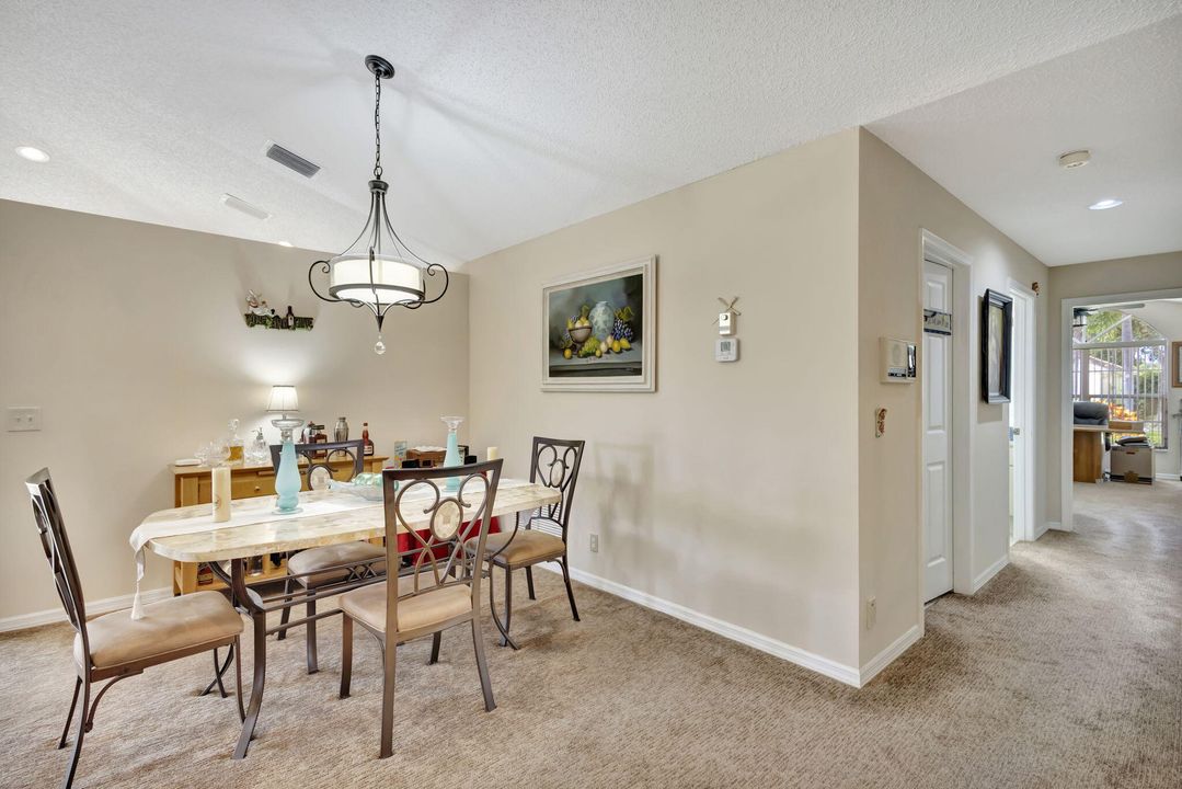 Active With Contract: $349,900 (2 beds, 2 baths, 1495 Square Feet)