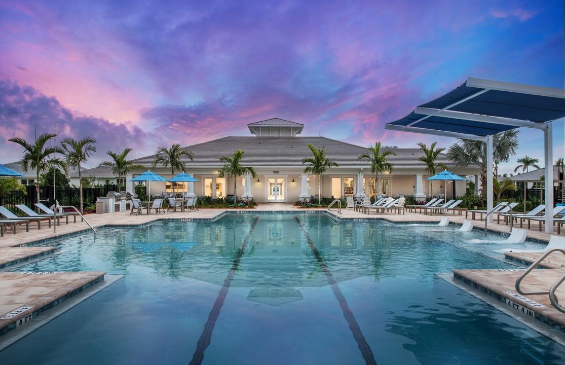 For Sale: $582,215 (2 beds, 2 baths, 1790 Square Feet)