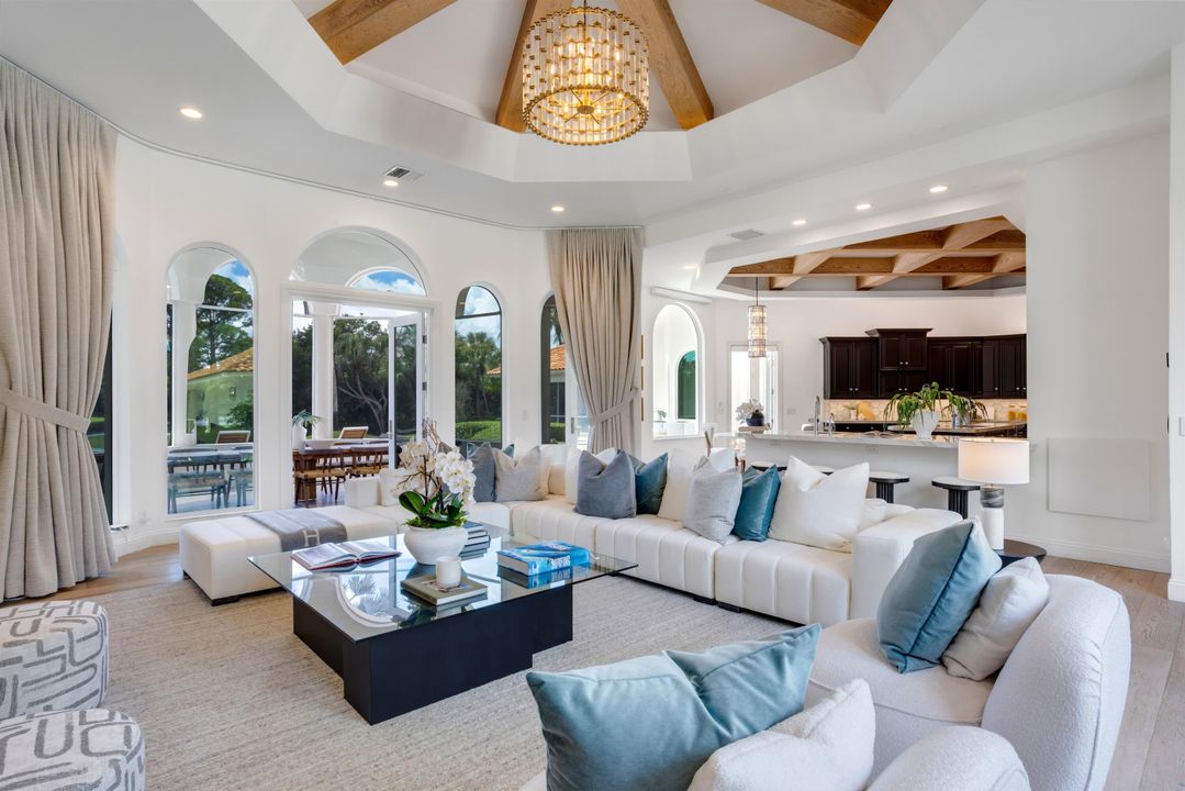 待售: $10,750,000 (5 贝兹, 5 浴室, 6298 平方英尺)