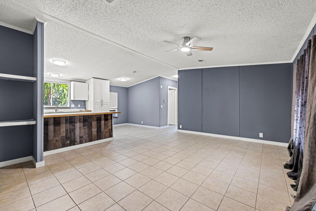 На продажу: $280,000 (2 спален, 2 ванн, 1152 Квадратных фут)