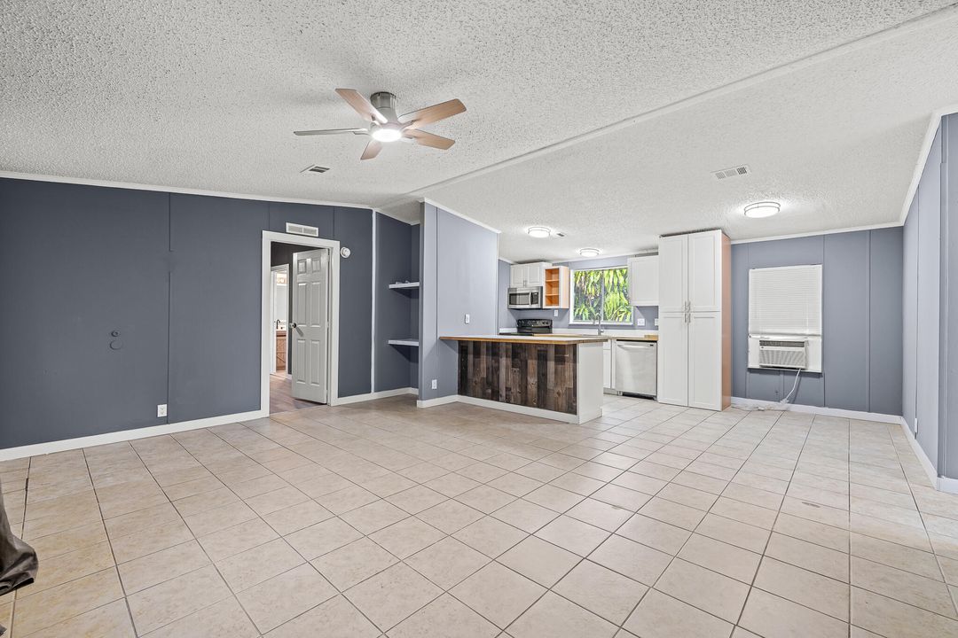 На продажу: $280,000 (2 спален, 2 ванн, 1152 Квадратных фут)