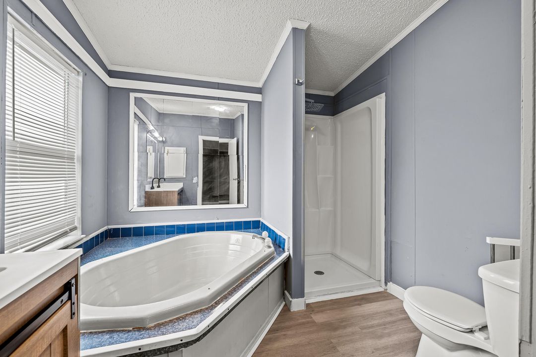 На продажу: $280,000 (2 спален, 2 ванн, 1152 Квадратных фут)