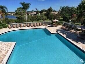 For Sale: $160,000 (1 beds, 1 baths, 875 Square Feet)