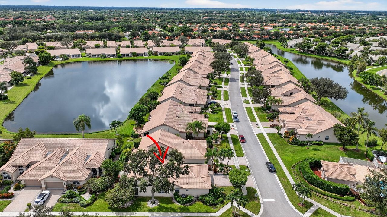 合同活跃: $169,000 (3 贝兹, 2 浴室, 1787 平方英尺)