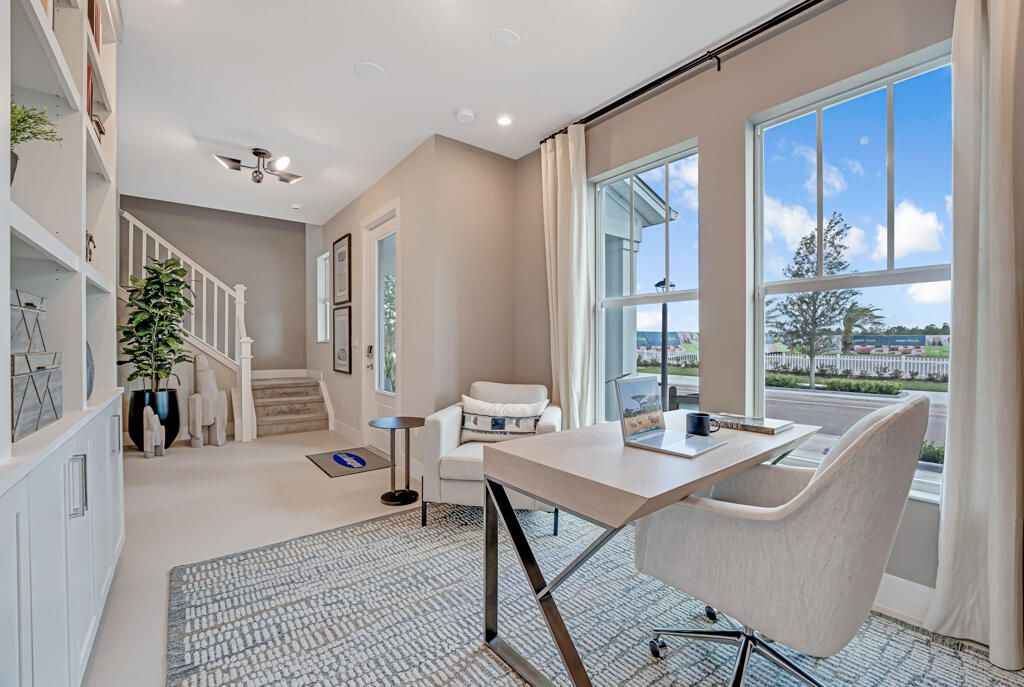 For Rent: $4,250 (3 beds, 2 baths, 2317 Square Feet)