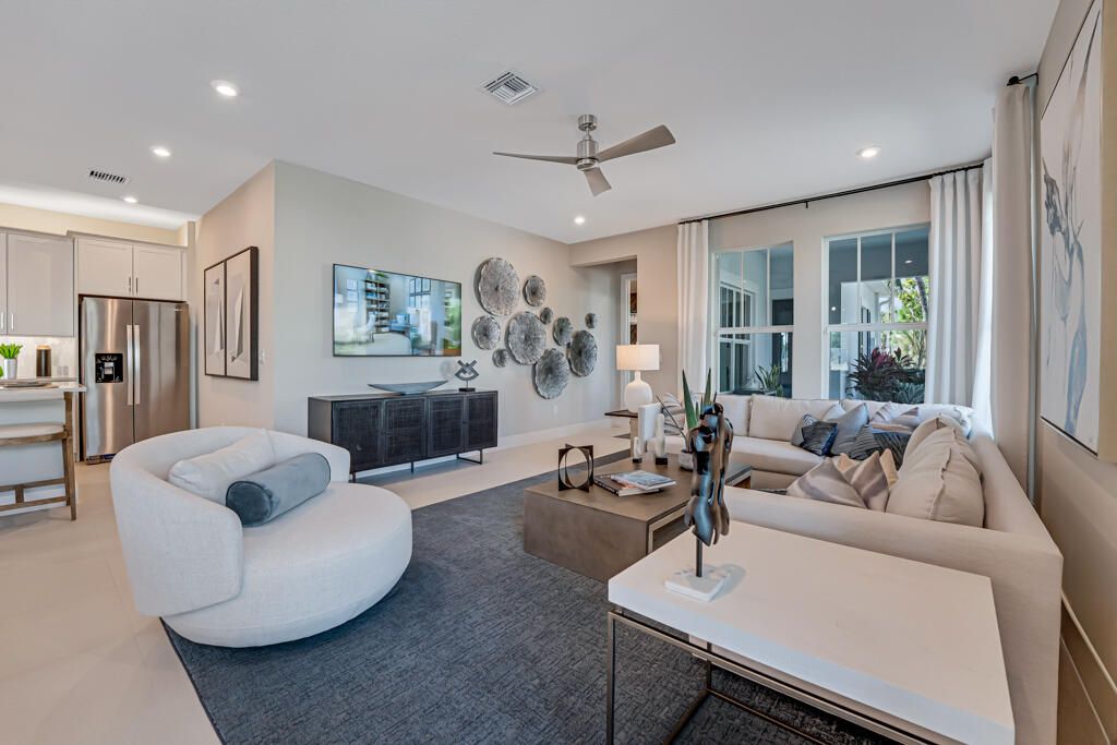 For Rent: $4,250 (3 beds, 2 baths, 2317 Square Feet)