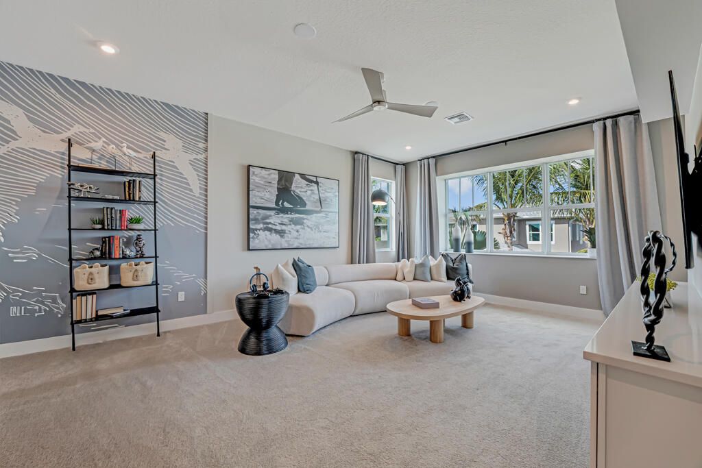 For Rent: $4,250 (3 beds, 2 baths, 2317 Square Feet)