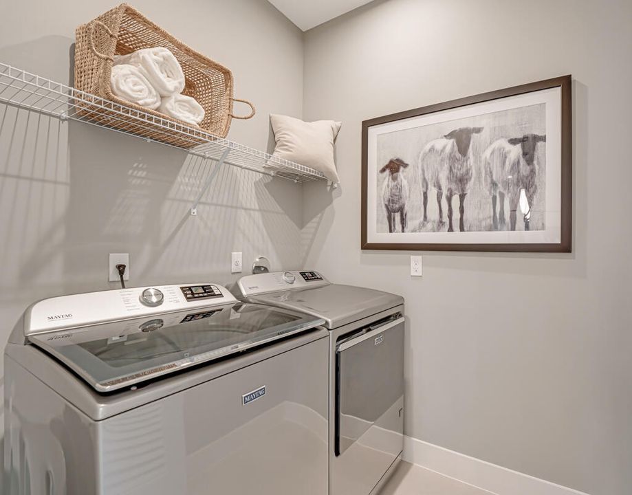 For Rent: $4,250 (3 beds, 2 baths, 2317 Square Feet)