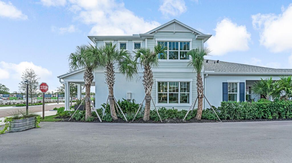 For Rent: $4,250 (3 beds, 2 baths, 2317 Square Feet)