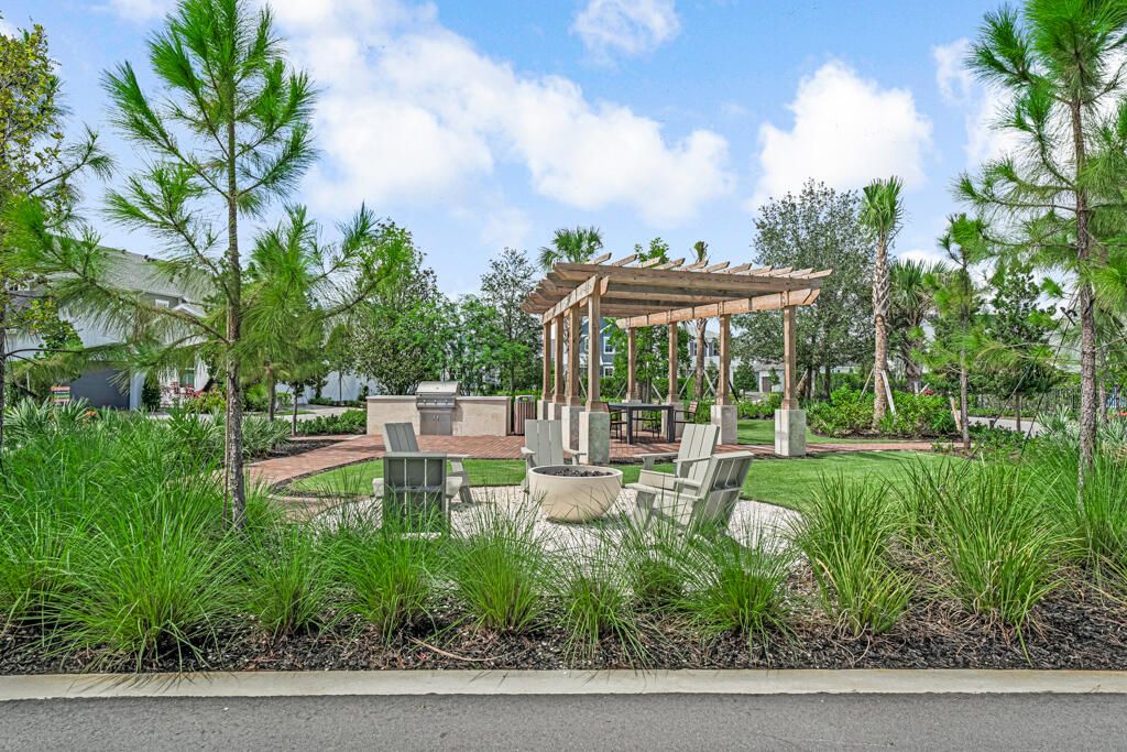 For Rent: $4,250 (3 beds, 2 baths, 2317 Square Feet)