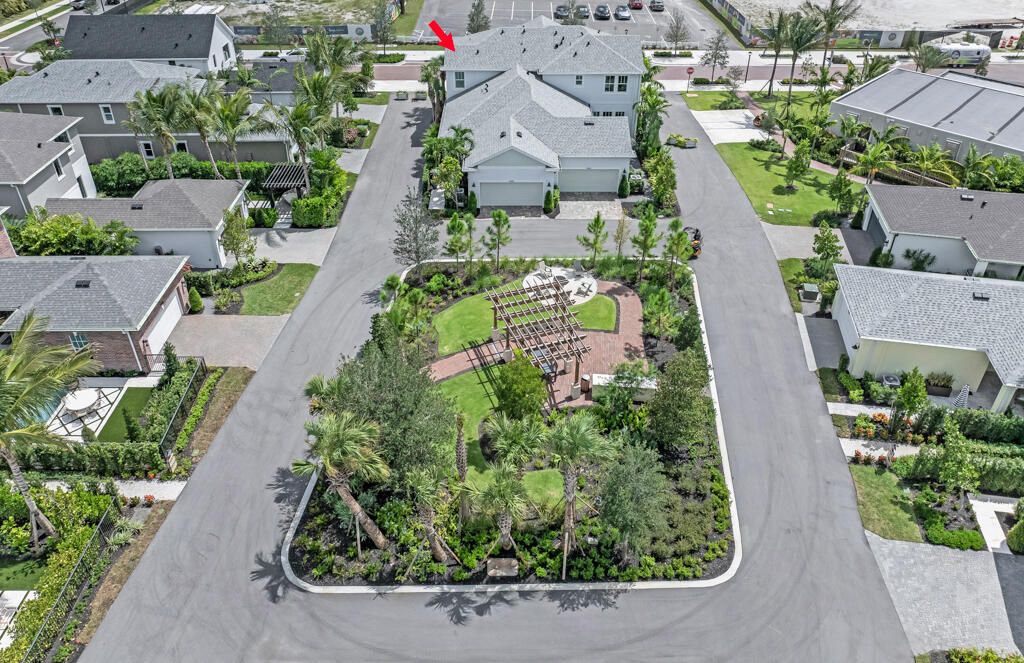 For Rent: $4,250 (3 beds, 2 baths, 2317 Square Feet)