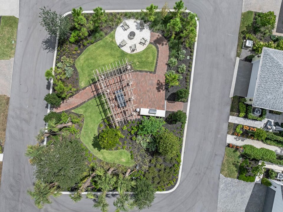 For Rent: $4,250 (3 beds, 2 baths, 2317 Square Feet)