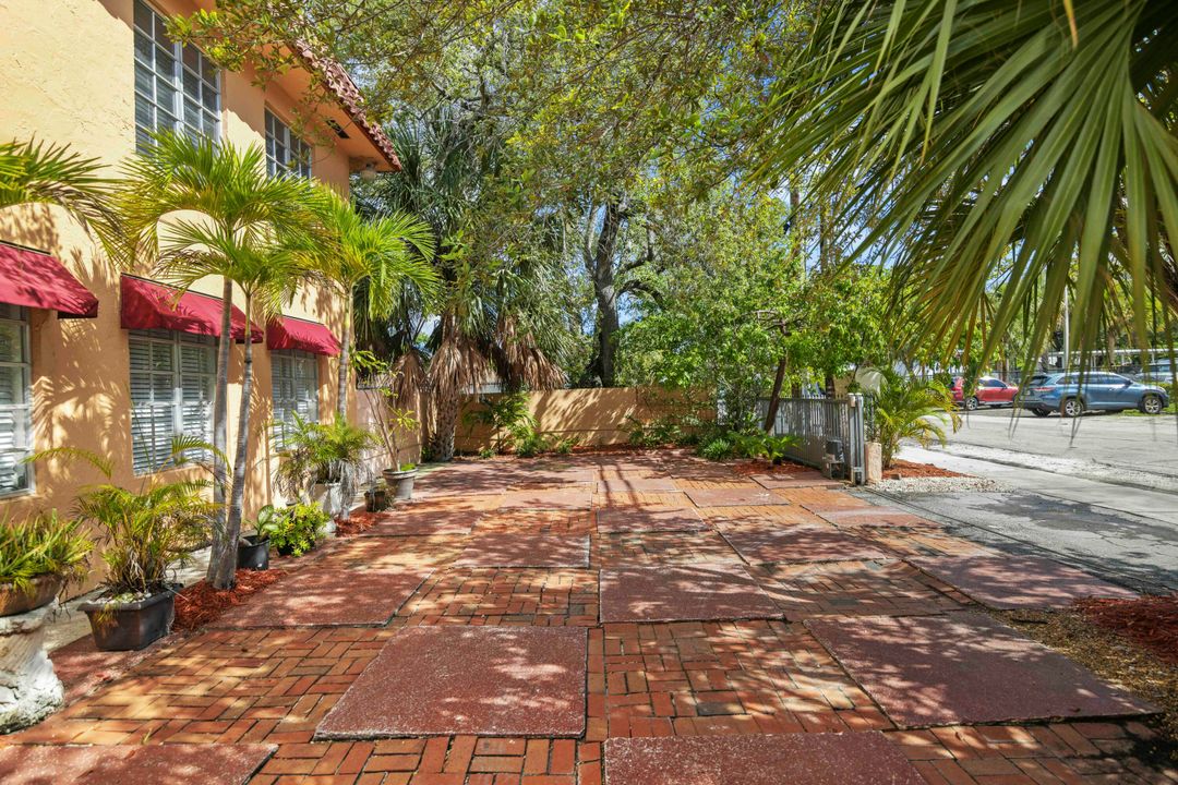 For Sale: $4,200,000 (0 beds, 0 baths, 13821 Square Feet)