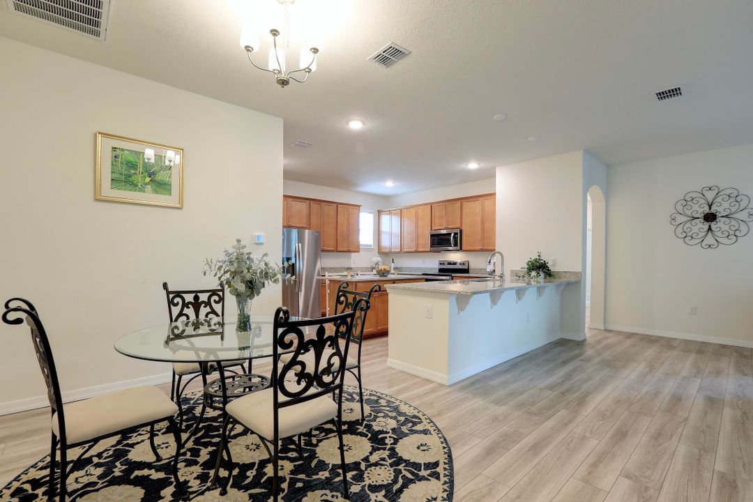 For Sale: $415,000 (4 beds, 2 baths, 2009 Square Feet)