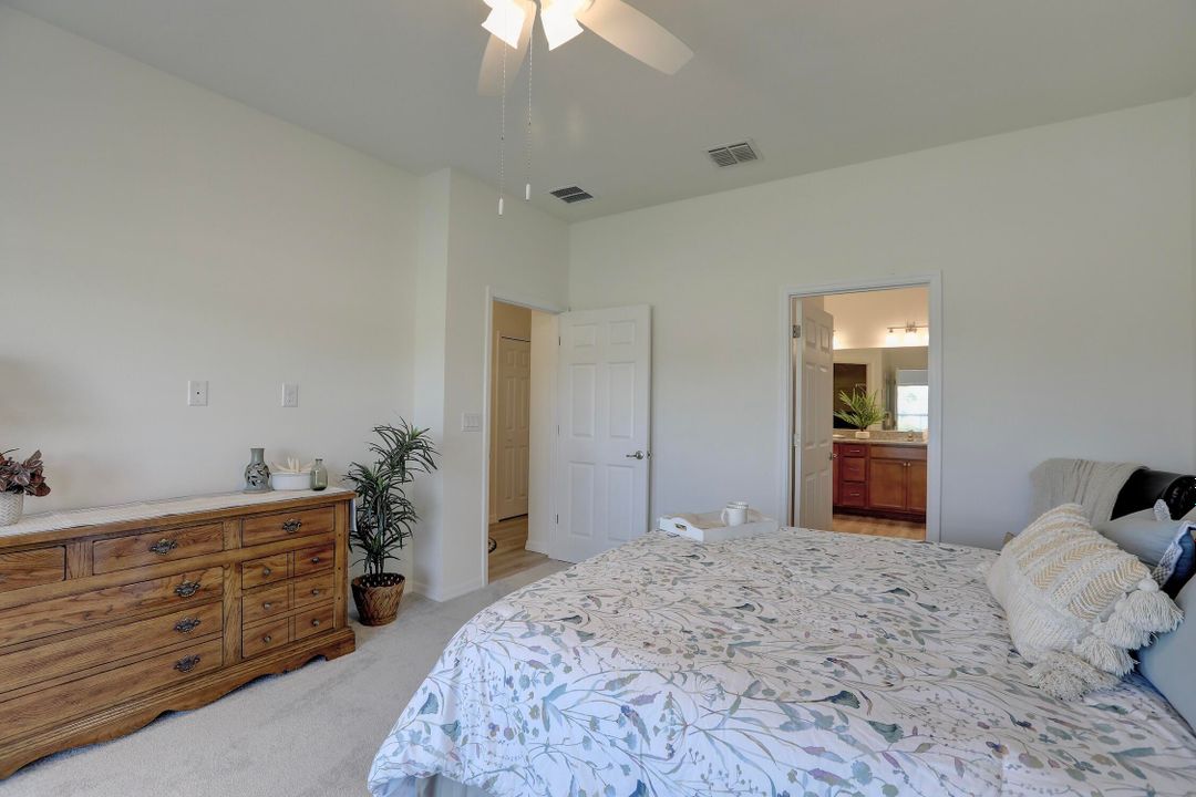 For Sale: $415,000 (4 beds, 2 baths, 2009 Square Feet)