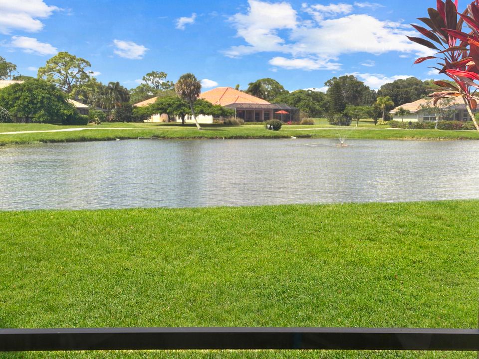 出租: $1,850 (2 贝兹, 2 浴室, 1417 平方英尺)