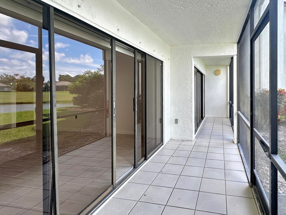 出租: $1,850 (2 贝兹, 2 浴室, 1417 平方英尺)