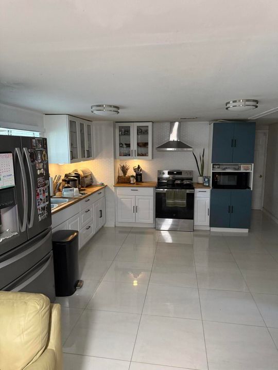 На продажу: $95,000 (4 спален, 2 ванн, 1750 Квадратных фут)