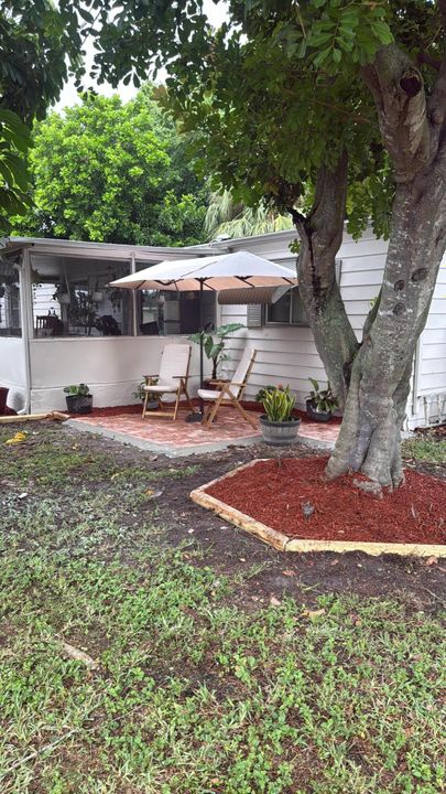 На продажу: $95,000 (4 спален, 2 ванн, 1750 Квадратных фут)