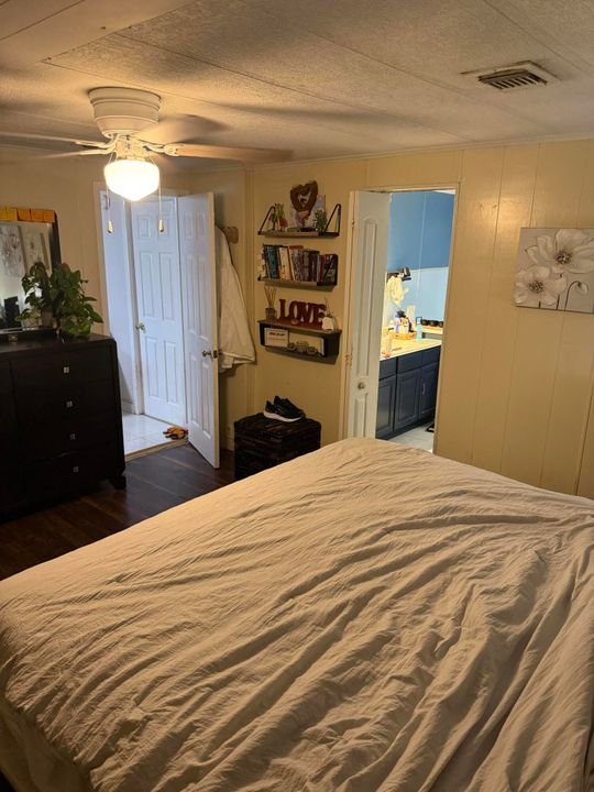 На продажу: $95,000 (4 спален, 2 ванн, 1750 Квадратных фут)