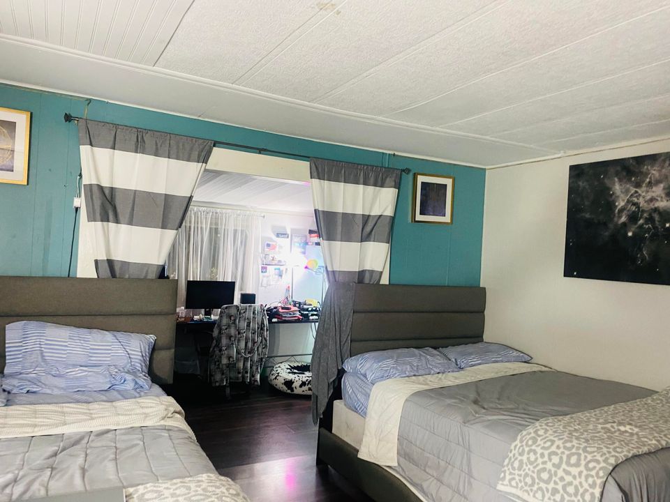 На продажу: $95,000 (4 спален, 2 ванн, 1750 Квадратных фут)