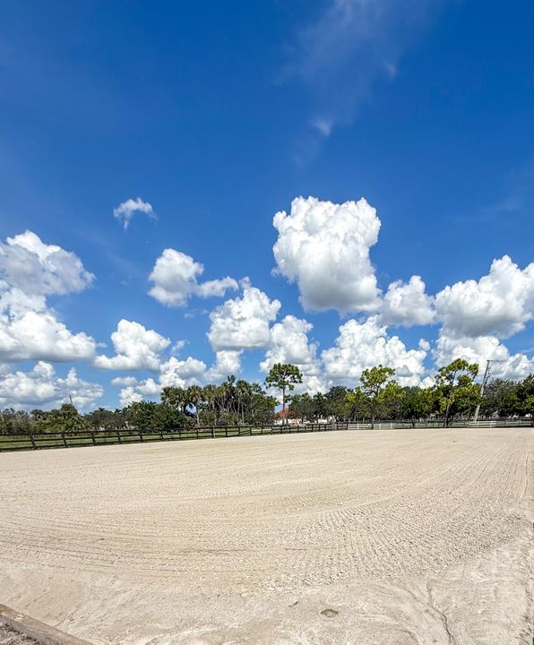 For Rent: $1,000 (0 beds, 0 baths, 2526 Square Feet)