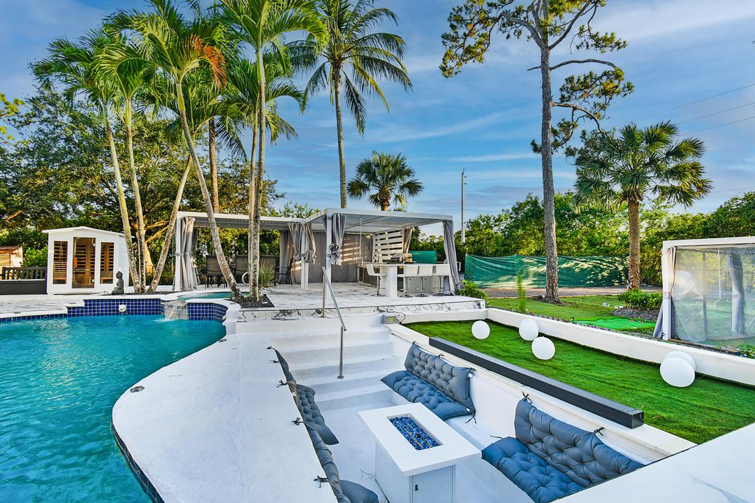 For Rent: $50,000 (6 beds, 7 baths, 5000 Square Feet)