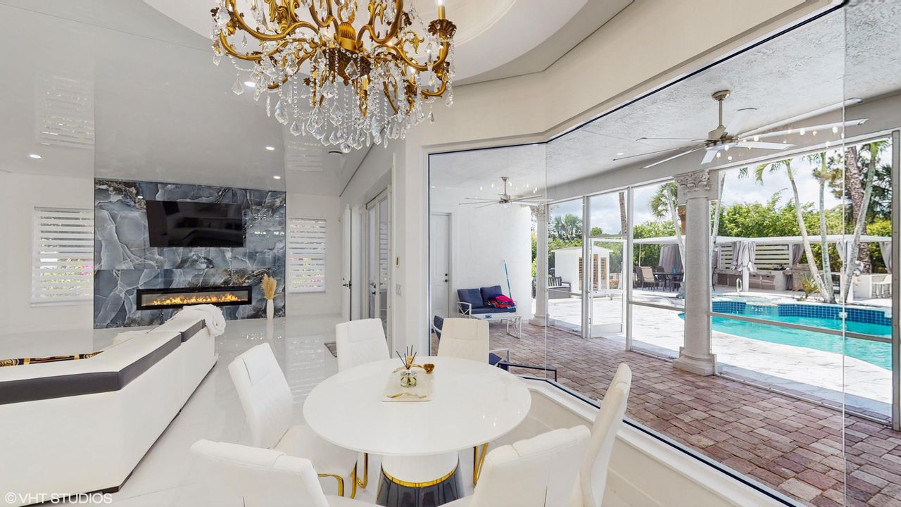 For Rent: $50,000 (6 beds, 7 baths, 5000 Square Feet)