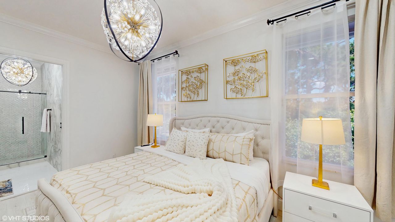 For Rent: $50,000 (6 beds, 7 baths, 5000 Square Feet)