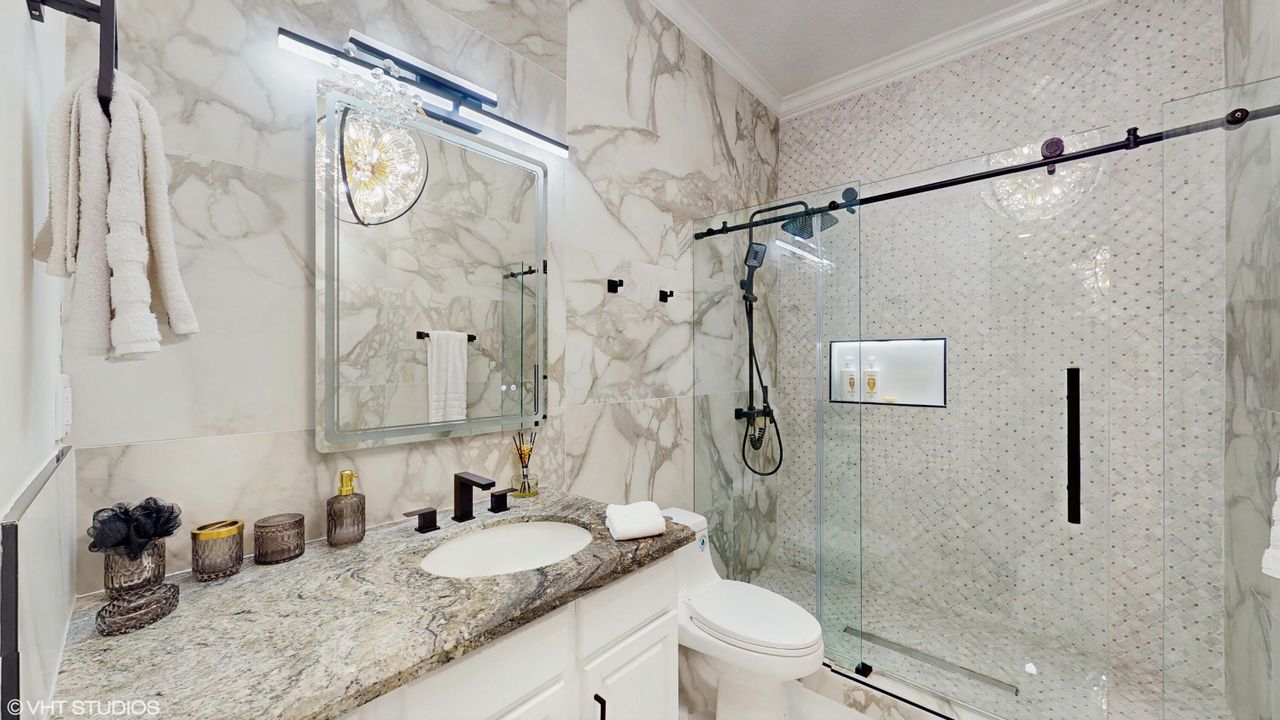 For Rent: $50,000 (6 beds, 7 baths, 5000 Square Feet)