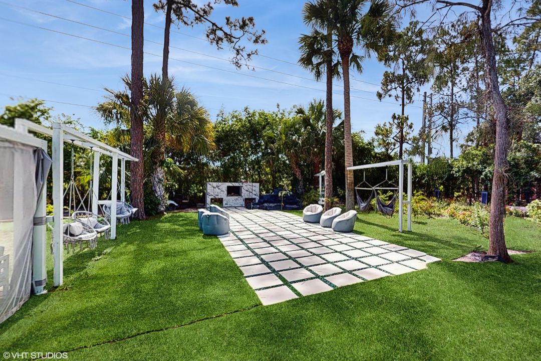 For Rent: $50,000 (6 beds, 7 baths, 5000 Square Feet)