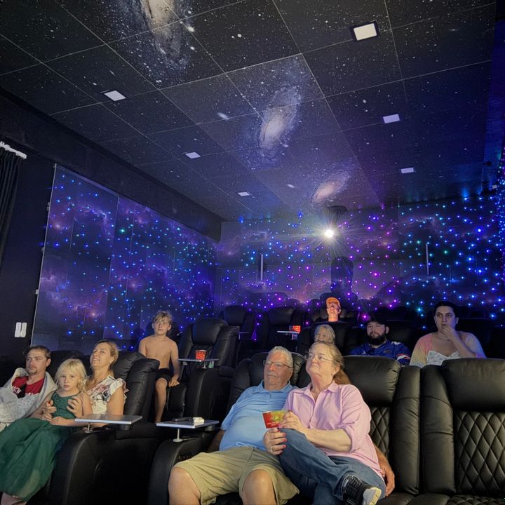 For Rent: $50,000 (6 beds, 7 baths, 5000 Square Feet)