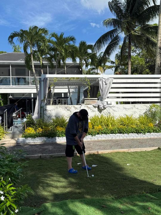 For Rent: $50,000 (6 beds, 7 baths, 5000 Square Feet)