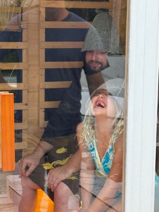 For Rent: $50,000 (6 beds, 7 baths, 5000 Square Feet)