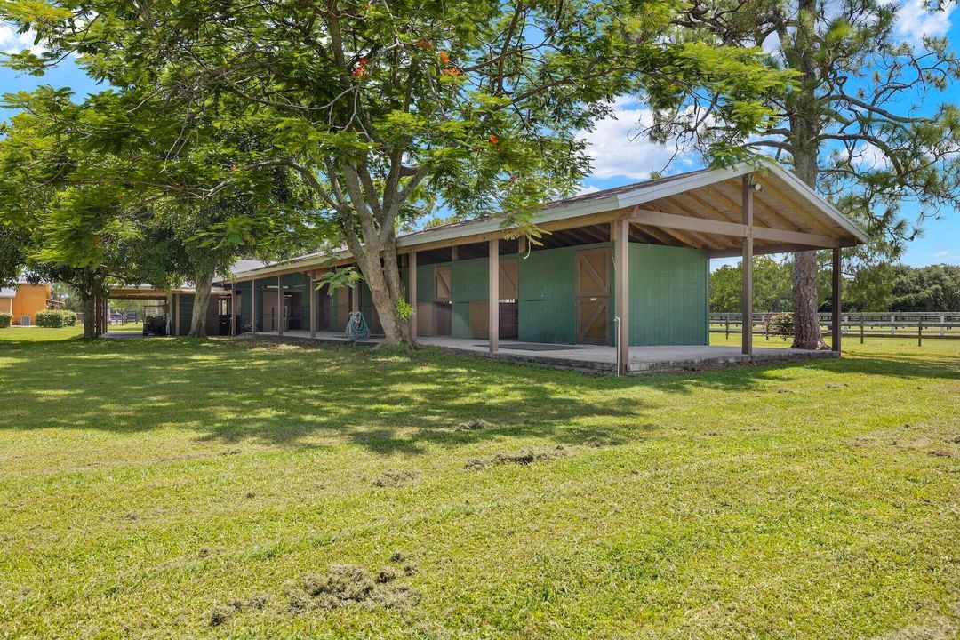 For Rent: $1,000 (0 beds, 0 baths, 2526 Square Feet)