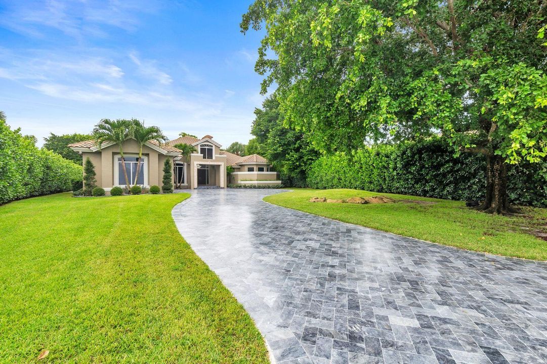 For Sale: $3,190,000 (4 beds, 4 baths, 4107 Square Feet)