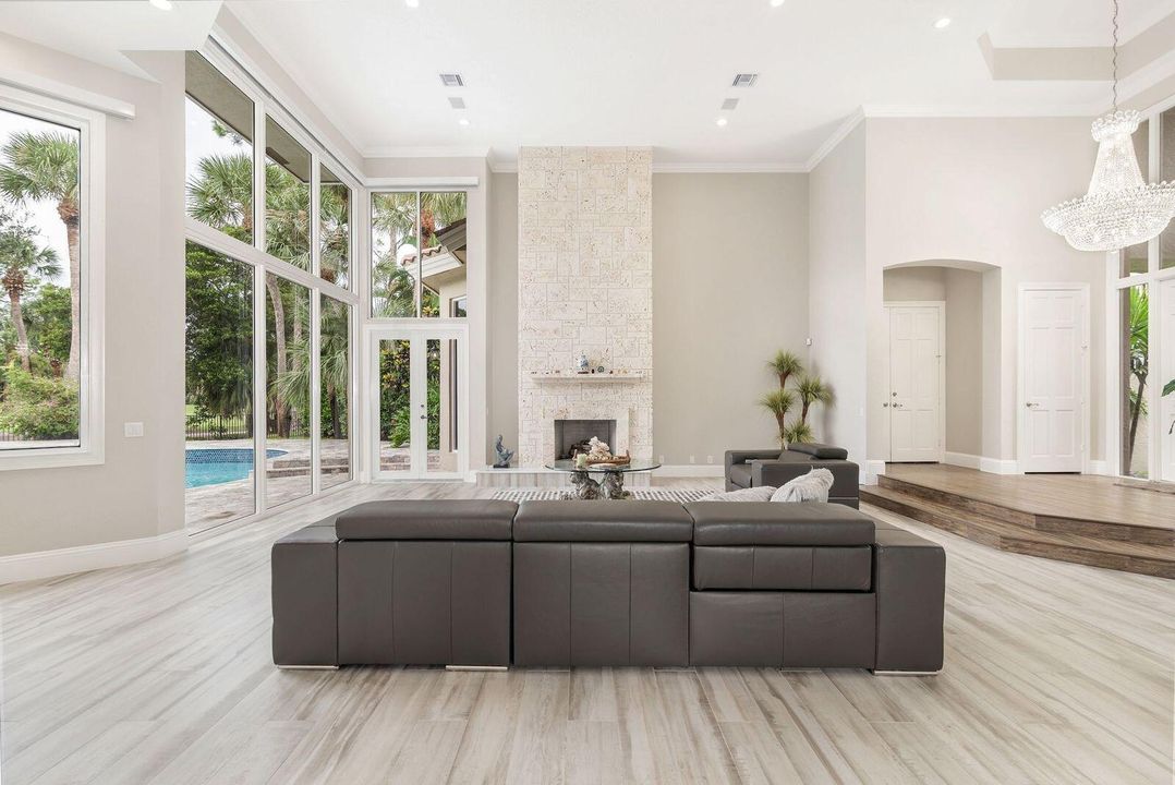 For Sale: $3,190,000 (4 beds, 4 baths, 4107 Square Feet)