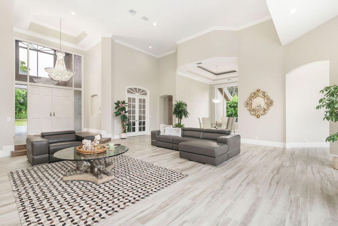 For Sale: $3,190,000 (4 beds, 4 baths, 4107 Square Feet)