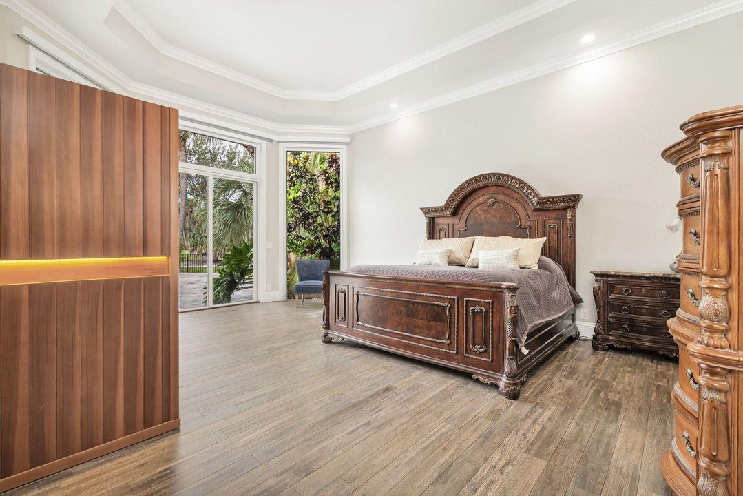 For Sale: $3,190,000 (4 beds, 4 baths, 4107 Square Feet)