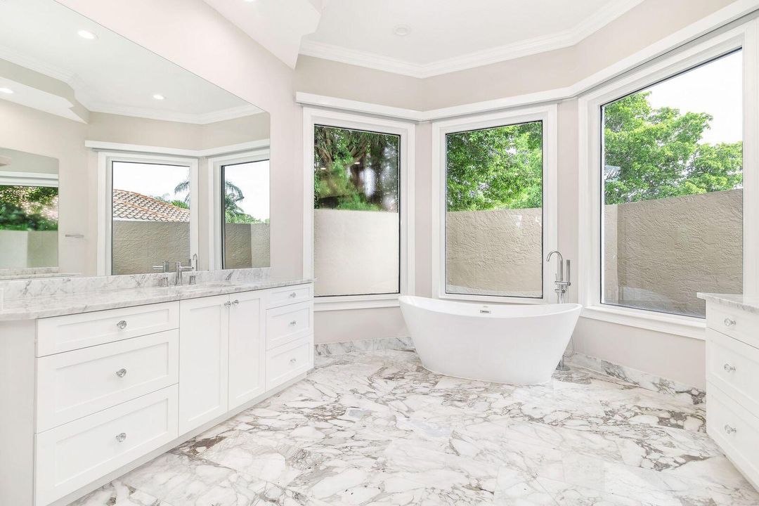 For Sale: $3,190,000 (4 beds, 4 baths, 4107 Square Feet)