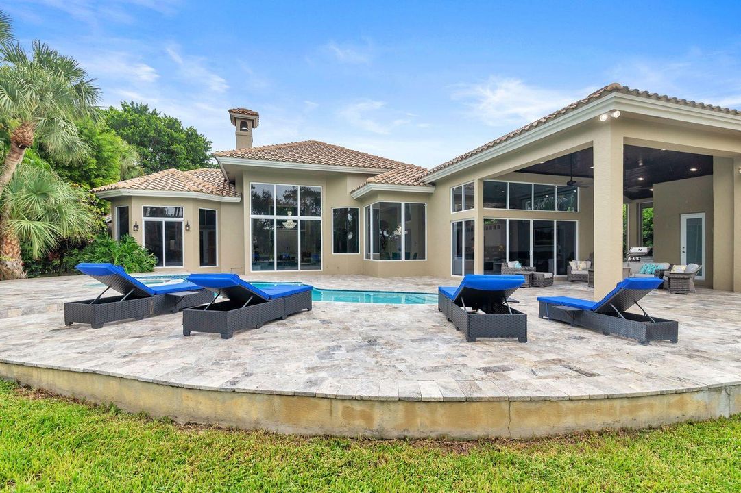 For Sale: $3,190,000 (4 beds, 4 baths, 4107 Square Feet)