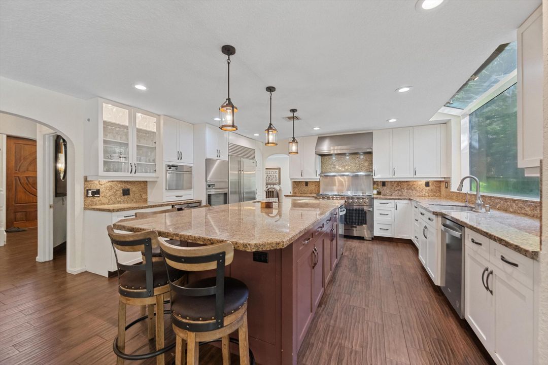 For Sale: $1,874,000 (5 beds, 4 baths, 4032 Square Feet)